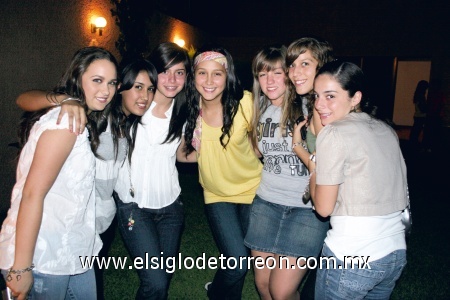 María Bárbara Amarante, Andrea Sánchez, Arlette Ortiz, Sandra Tumoine, Saide Nahle, Brenda González y Magda Mayagoitia.