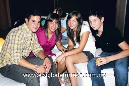 Andrés Garza, Gaby Juan, Analí Alatorre y Gerardo Ramos.