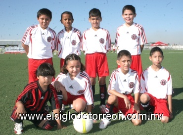 04082008
Luis Martínez, Ana de la Torre, Javier Handam, Luis Gutiérrez, Arturo de León, Rogelio Cruz, Juan Pablo Mena y Juan Pablo Cantú.