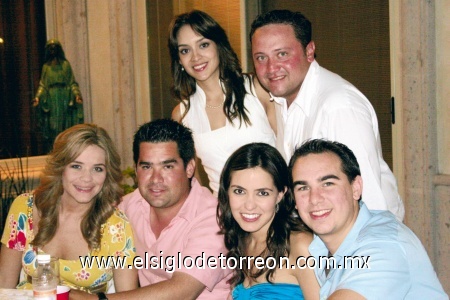 Maritere Martínez, Sergio Lastra, Mariam Villalobos, David Obeso, Paty Michel y José Luis Serna.