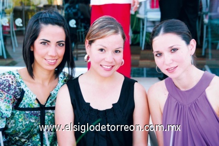 Luisa Díaz-Durán, Yadira Villarreal y  Cristy Viesca.