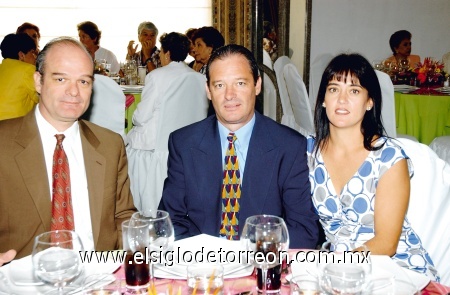 Miguel Córdova, Gregorio y Elsy Córdova.