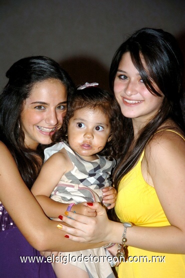 10082008
Aimée Miranda, Camila Magaña y Alicia Fernández