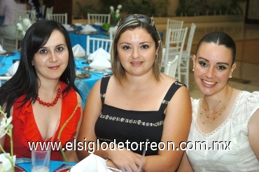 17082008
Cristina de Aceves, Ilse de Muñiz y Mary Paz de Cervantes