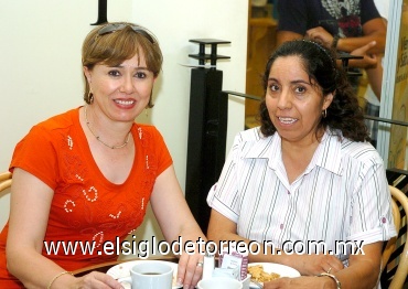 17082008
Margarita de Rivera y Gloria de Valenzuela.