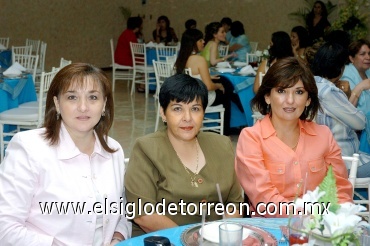 17082008
Natalia de Álvarez, Lupita de la Vega y Laura de Handal