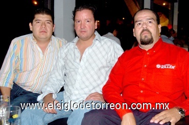 19082008
Alberto Rojas, Javier Mara y Eduardo Alemán.