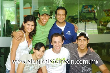 22082008
Sofi Sosa, Pablo Becerra, Guillermo Galván, Guillermo Salinas, Gaby Alcalde y Raúl Valenzuela