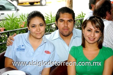 31082008
Vanesa Flores, Gerardo Martínez y Claudia Guardado.