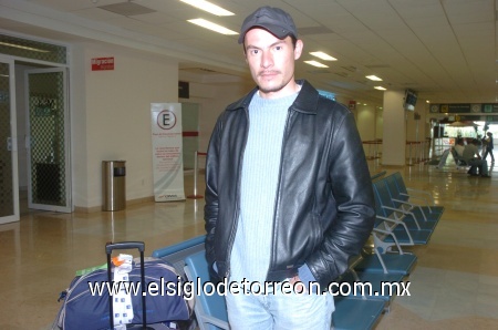 25092008
Alejandro Garibay llegó de Machu Pichu, Perú, donde vacacionó por varios días.