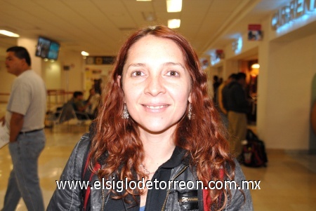 29092008
Gaby Vizzi llegó del Distrito Federal para tratar asuntos de trabajo en Torreón.