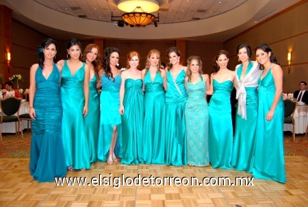 02102008
Daniela Gaytán, Sofía Rodríguez, Noemí Esparza, Lili Villa, Marlene Gidi, Paulina Velasco, Fanny Plouin, Alicia Jalife, Laura Jaik, Lorena Sáenz y Paola Herrera