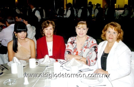 05102008
Blanca Contreras, Graciela de Alba, Francis de Villalobos y Lety de Palacios.