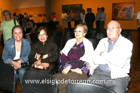 06102008
Augusto Ávalos, Leticia de Ávalos, Rosita Ibarra y Sabina Méndez Lastra.