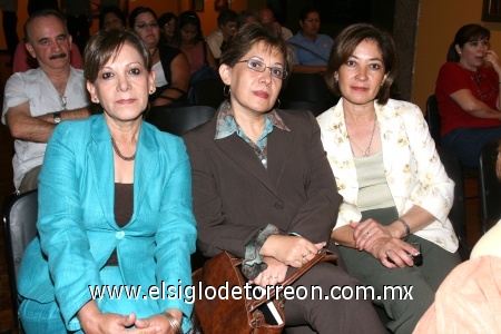 06102008
Lulú, Araceli y Verónica Martínez Barrientos.