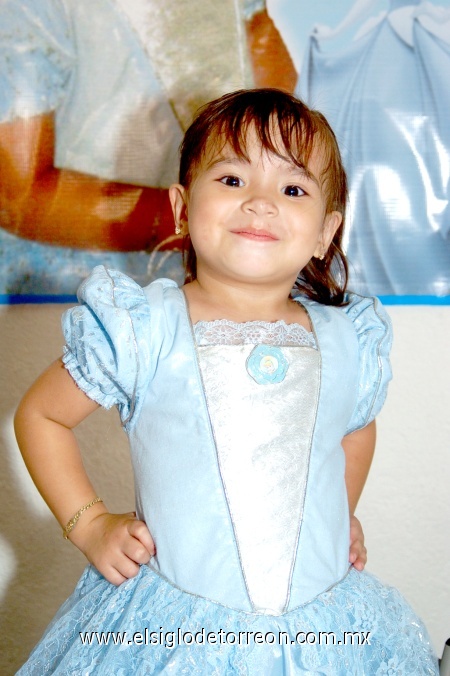 05102008
La pequeña Ana Sofía Herrera Nava festejó sus tres años.