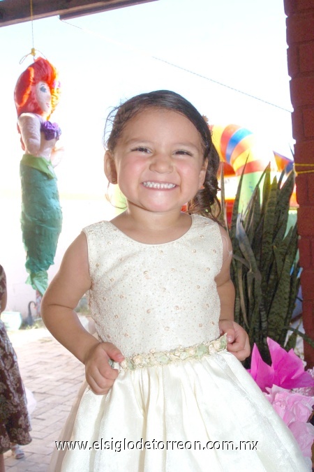 10102008
Grettel Fernanda Favela Vázquez lució muy linda el día de su cumpleaños