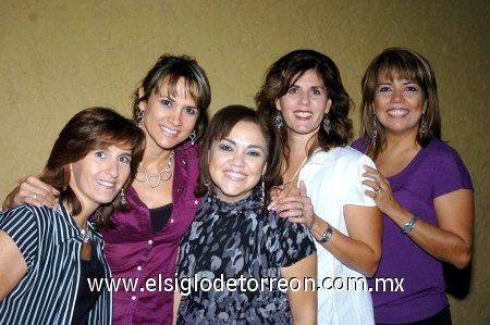 08102008
Paulina Diez, Lupis Villarreal, Claudia Fajer, Tere Cerra y Lorena Dávila