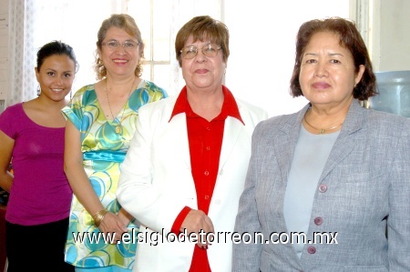 10102008
Maestras María Luisa Solís Silva, Esperanza Blanco Guerra y Griselda Alicia Esquivel Herrera