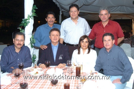 12102008
Miguel Murillo, Gerardo Martínez, Gustavo Cervantes, Jorge Galván, Armando Gurrola, Miriam de la Peña y Jorge C.