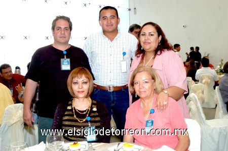 12102008
Delia Morán, Olivia Arriaga, Claudette Basso, Ricardo López y Martín Cantú