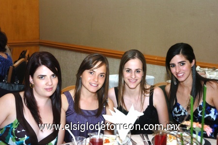 13102008
Mariana Rico, Laura Gómez, Beatriz Murra y Ana Lucía García