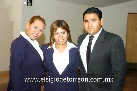 16102008
Yesenia González, Elizabeth Rosas y José Eduardo Muñoz