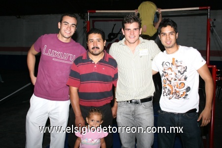 17102008
Ricardo Clamont, Octavio Chávez, Sergio Martínez, Wendy Paola Martínez y Gustavo García