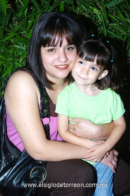 19102008
Andrea y Tere Vargas.