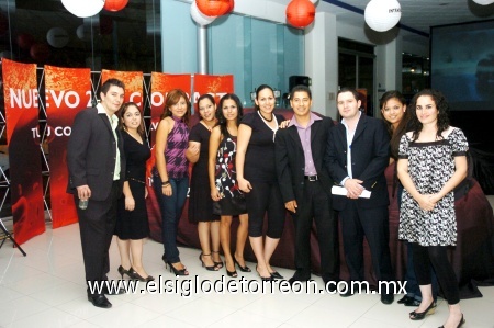 19102008
Juan Carrillo, Ale Moreno, Karen de la Paz, Isabel de León, Ale Mena, Rita Blanco, Jesús Favela, Faruk Fernández, Claudia Navarro y Susana Ortega.