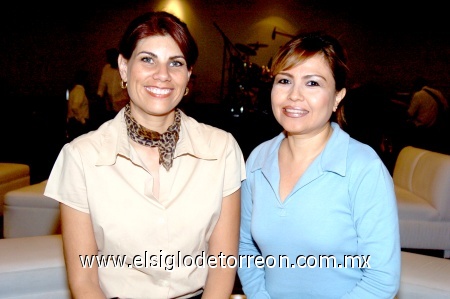 19102008
Lorena Zamora y Martha Aguilera.