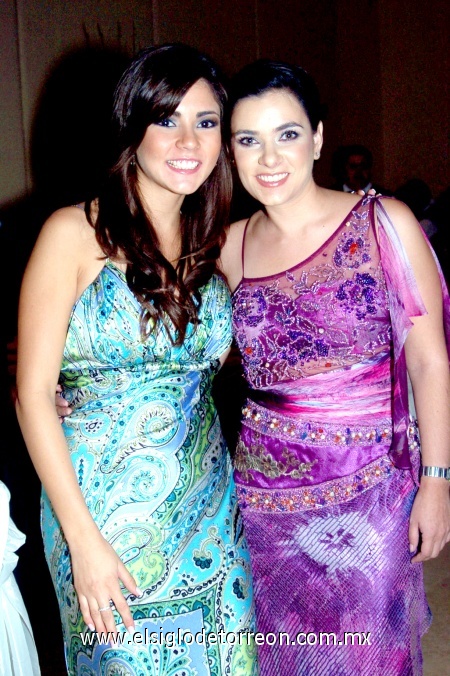 21102008
Mariana Flores y Marthy Dávila