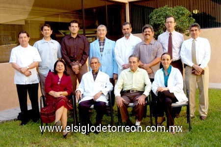 23102008
Roberto Madero, Samuel Belkotosky, Óscar Sada, Heriberto Méndez, Pablo del Valle, Arturo González, Nicasio Milán, Guadalupe Flores, don Heriberto Méndez P., Alfonso Valdés, Carlos Macías y Verónica Butrón