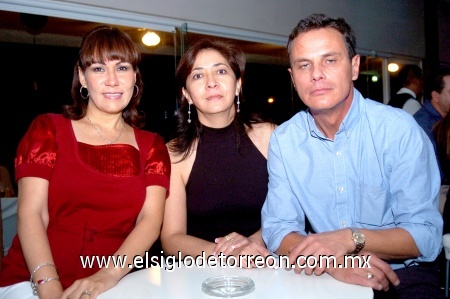 29102008
Esperanza García, Alma Izaguirre y Raúl Torres