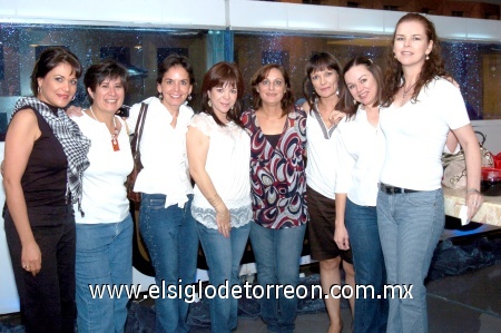 30102008
Diana de Nahle, Marielena Cruz, Pecky Webb, Martha Sagarena, Elvira Izaguirre, Ginny Flores, Lucila Mijares y Blanca Flores