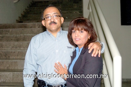 02112008
Américo Vargas y Martha de Vargas.