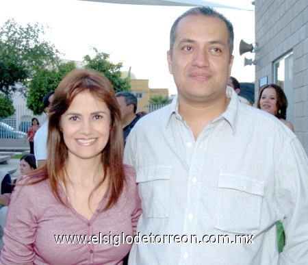 06112008
Susana y Luis Carlos López