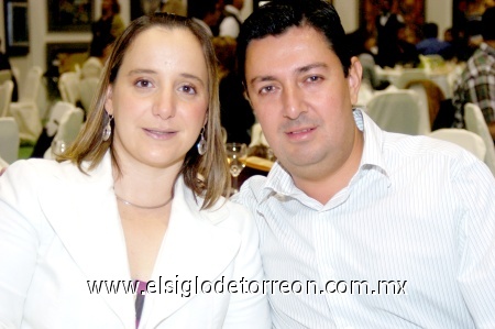 16112008
Cristy y Luis Dovalina.