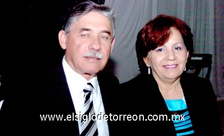 23112008
Carlos Villarreal Máynez y Evangelina de Villarreal.