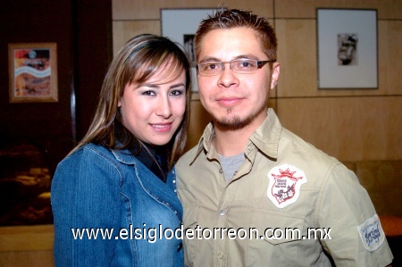 23112008
Evelyn Alejandra Favela Valles y Edson Horacio Armendáriz Vázquez.