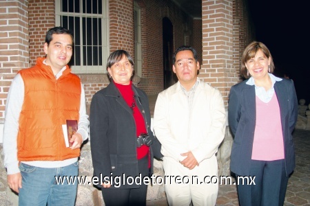 Carlos Castañón, Silvia Castro, Raymundo Tuda y Cristina Matouk.