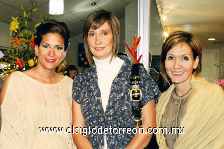 Patricia, Mili y Mayte García.