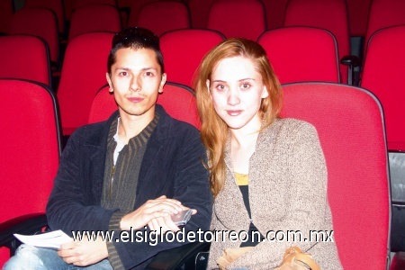 Sergio Escajeda y Jazmín Reyes.