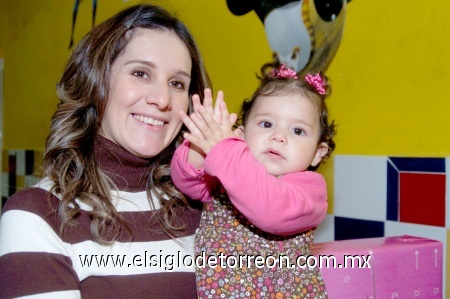 07122008
Ana Sofía Múzquiz junto a Adriana Ortega