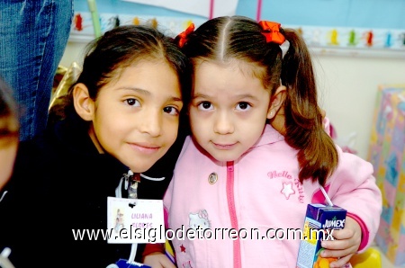 19122008
Liliana Flores y Vanesa Bernal.