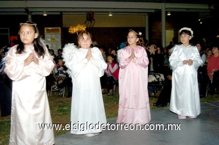 21122008
Niños del colegio Los Ángeles, presentaron su pastorela.