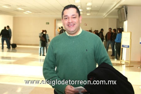 10012009
Edner Granados viajó a la Ciudad de México para impartir una conferencia