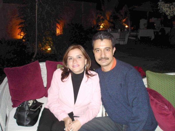 Carlos Gutierrez y Gaby Sedano disfrutando una velada en el Restaurant-Bar Reposado en Cuernavaca Morelos.