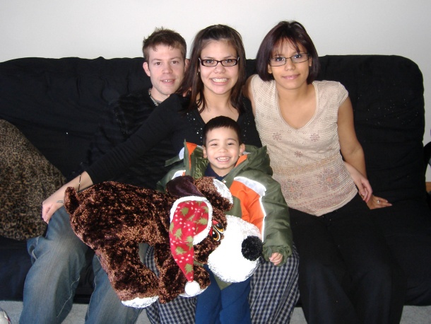 Laura Cabello y familia en Lincon, IA. 24 Diciembre del 2008