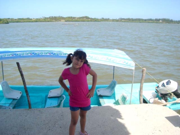 Daniela Saenz Cortés en Tampico el Alto, Veracruz. Julio 2009.